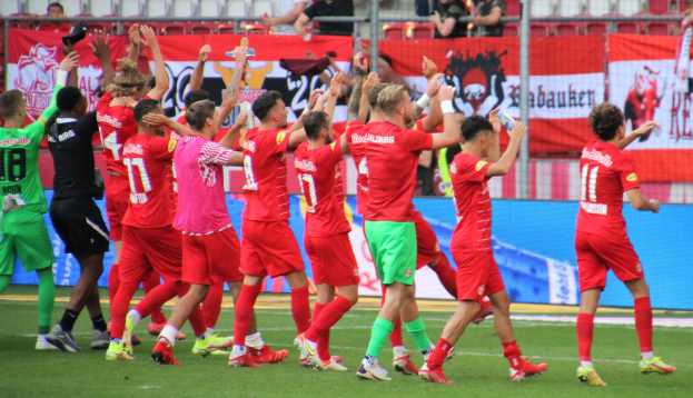 Alle Infos zum großen Mönchengladbach-Unternehmenslauf RUN & FUN 2026: Das Team gewinnt!