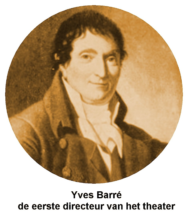 Portrait von Yves Barre, einem Theaterregisseur, in einem schwarzen Anzug und weißem Hemd mit ernstem Gesichtsausdruck, zurückgekämmtem Haar und direktem Blick in die Kamera, mit fetter Schrift unten.