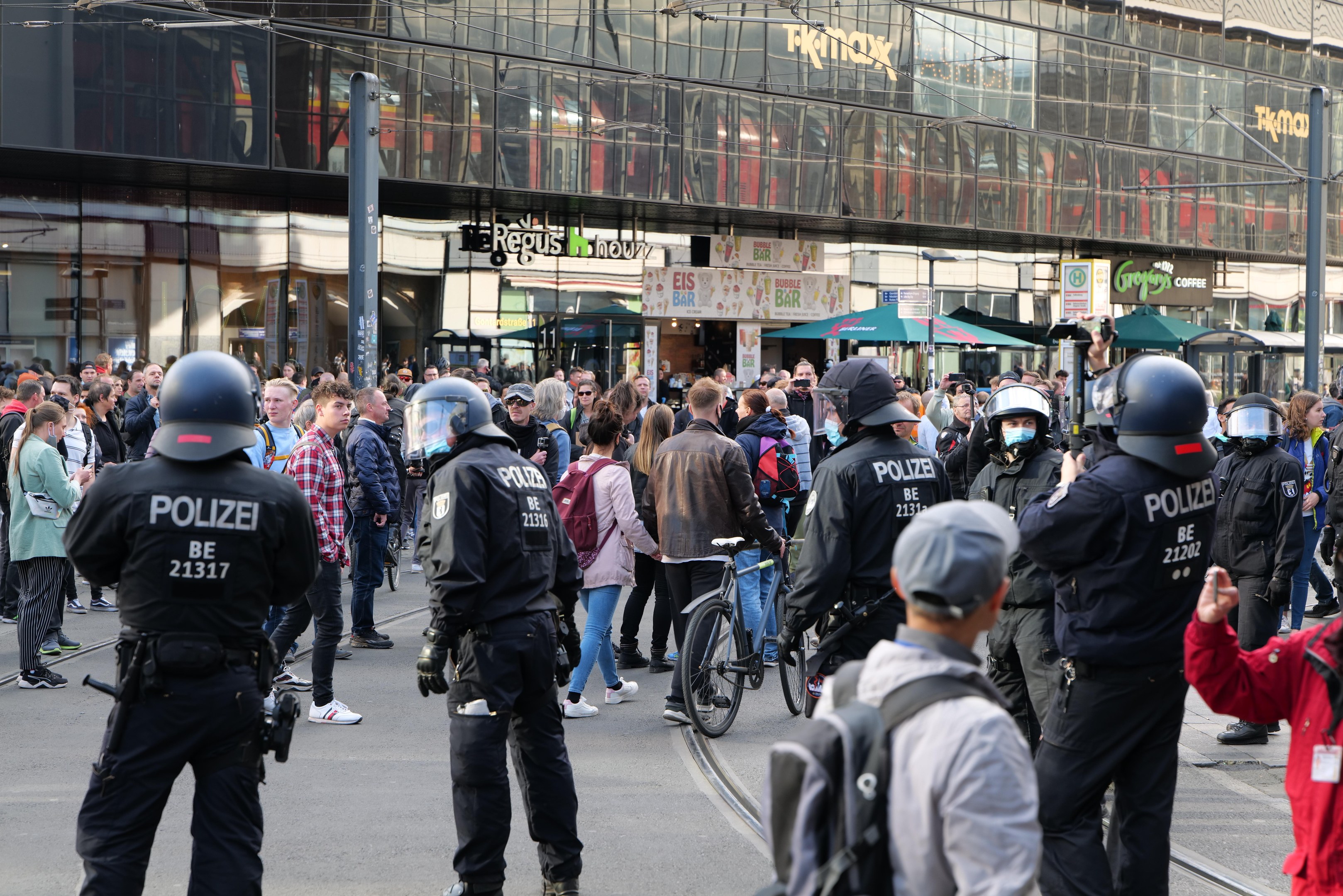 POL-UN: Bohnen - Polizeipräsidentin Eve Wedel ist neuer Leiter des Bezirks und Fokusdienst Bohnen