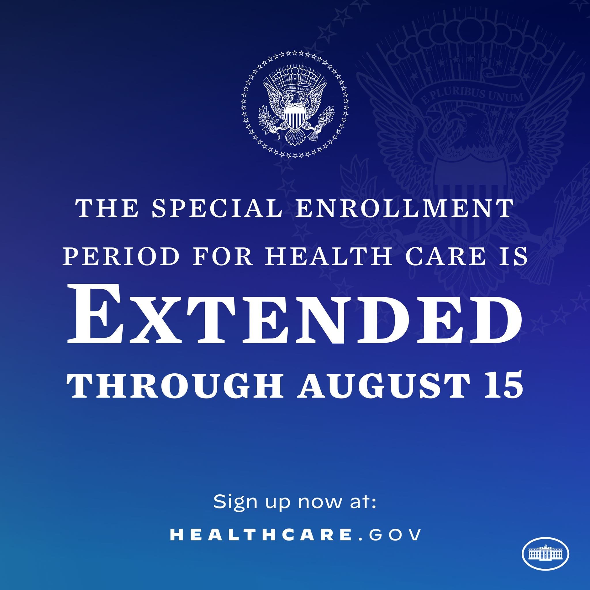 Plakat mit Text und Logo, auf dem steht: "Die Sonderfrist für den Gesundheitsschutz ist bis zum 15. August verlängert."