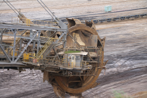 HZA-BI: Mini-Bagger ohne Zollpapiere/Bielefelder Zoll entdeckt Schmuggeldrohne auf der A2 bei Hamm
