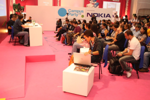 Kyle Cooke macht schockierende Verabredungseiichtung bei Cannes Lions 'Virtual Reali-Tea' Live-Podcast-Aufnahme