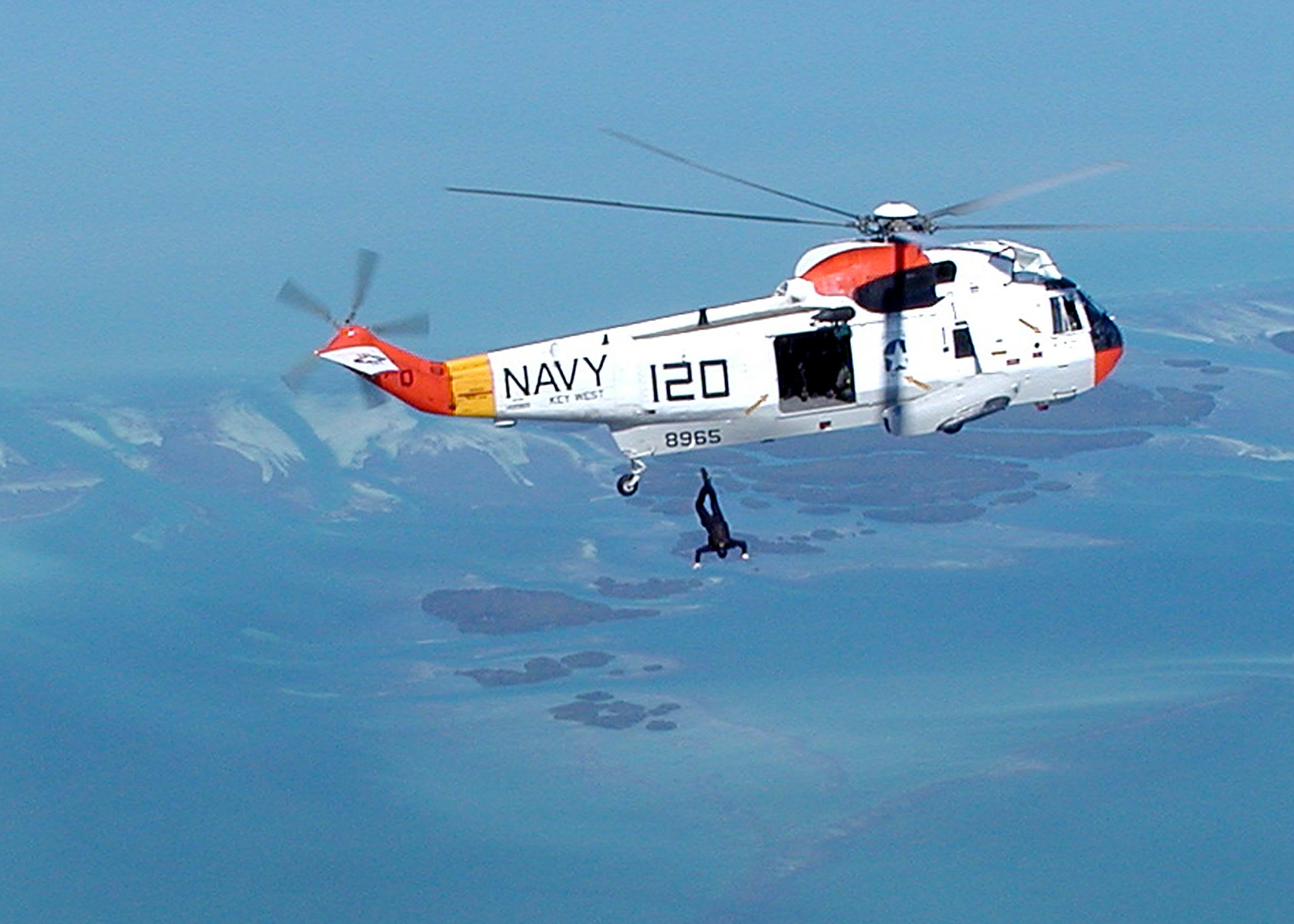 FW-DE: Einsatz von Rettungshubschrauber in Niedersprockhövel